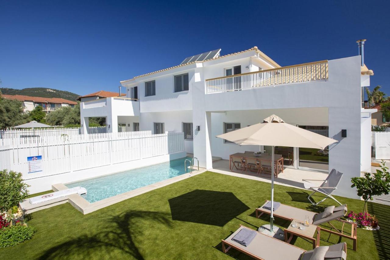 The Quad Luxury Villas Lygia  Exterior photo