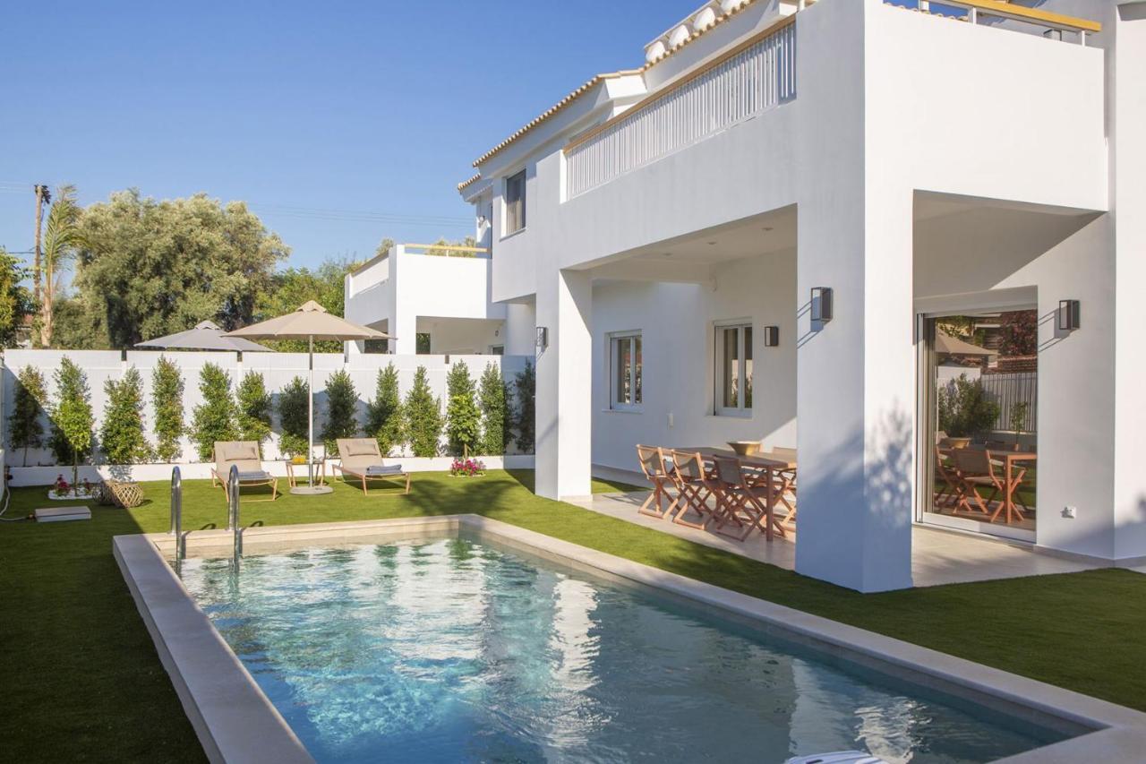 The Quad Luxury Villas Lygia  Exterior photo